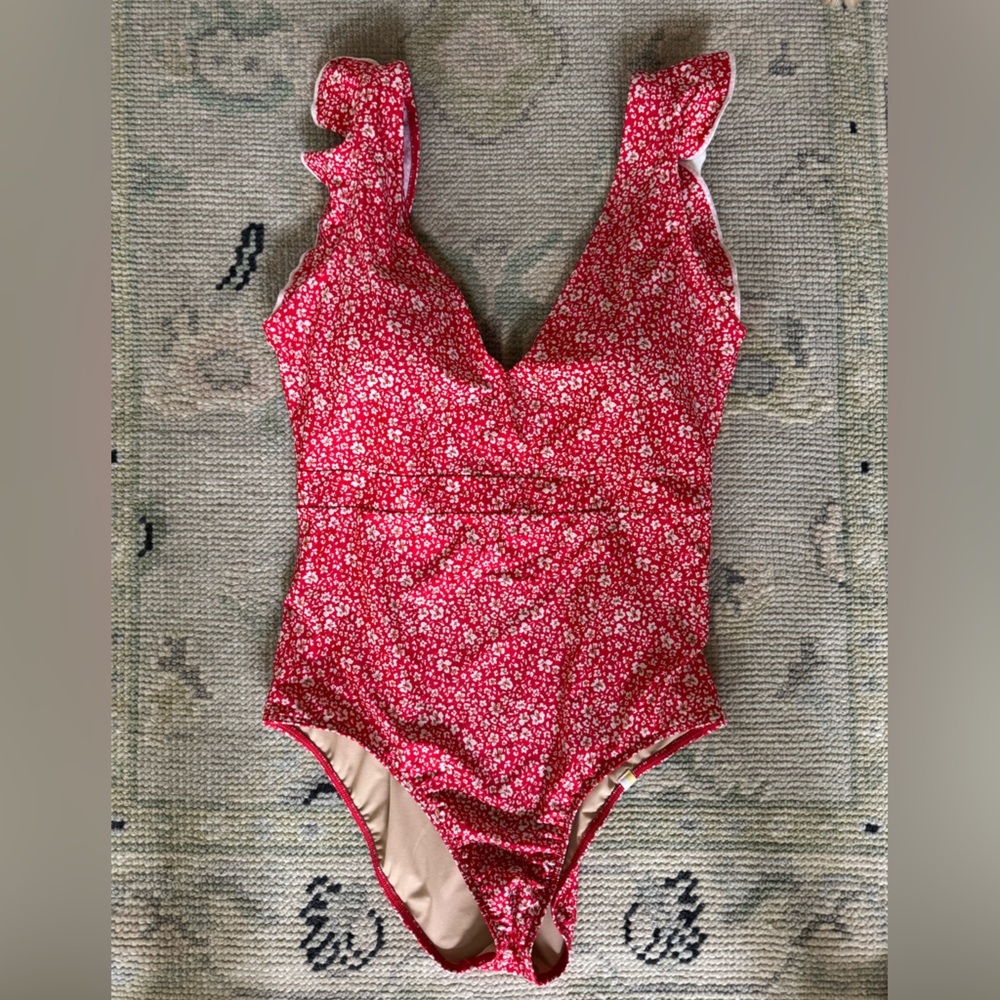 NWOT Summersalt The Ruffle Backflip, One Piece Swimsuit, Size 10